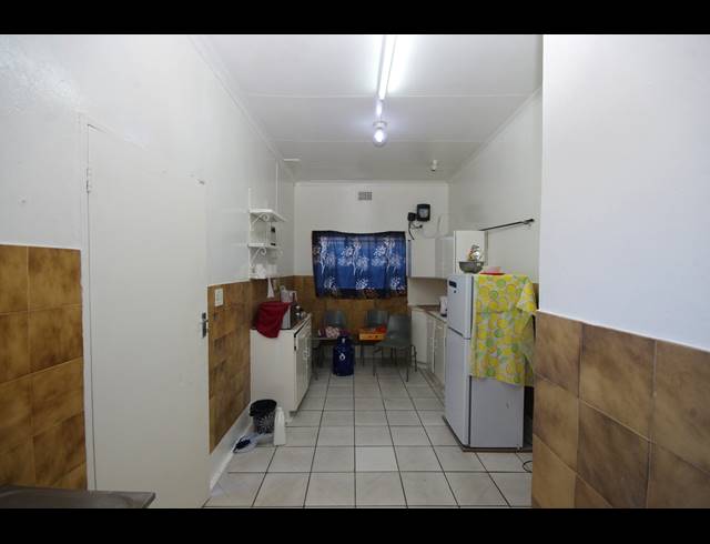 200M² INVESTMENT FOR SALE IN SPRINGS CENTRAL